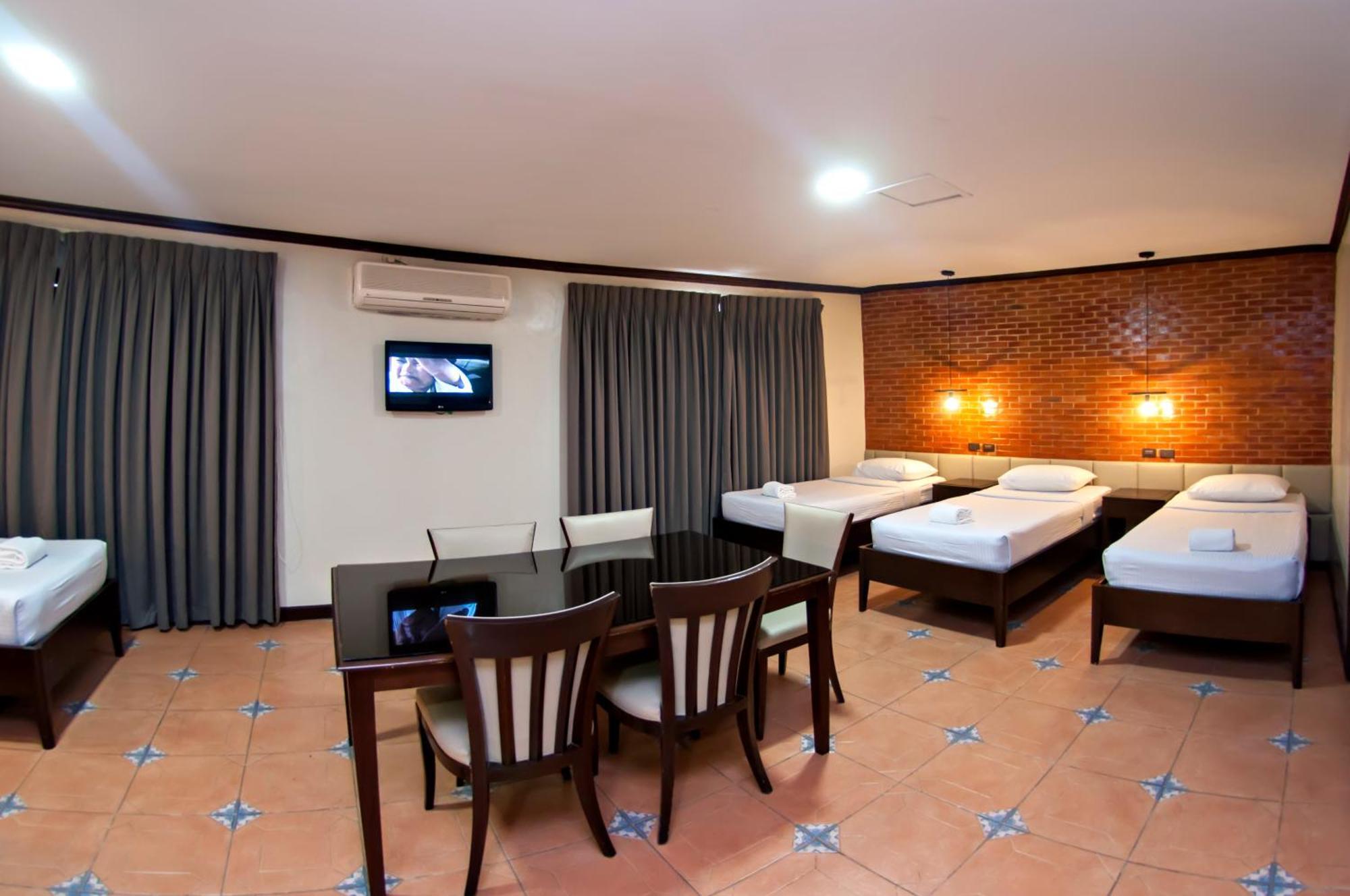 Vigan Plaza Hotel Ngoại thất bức ảnh