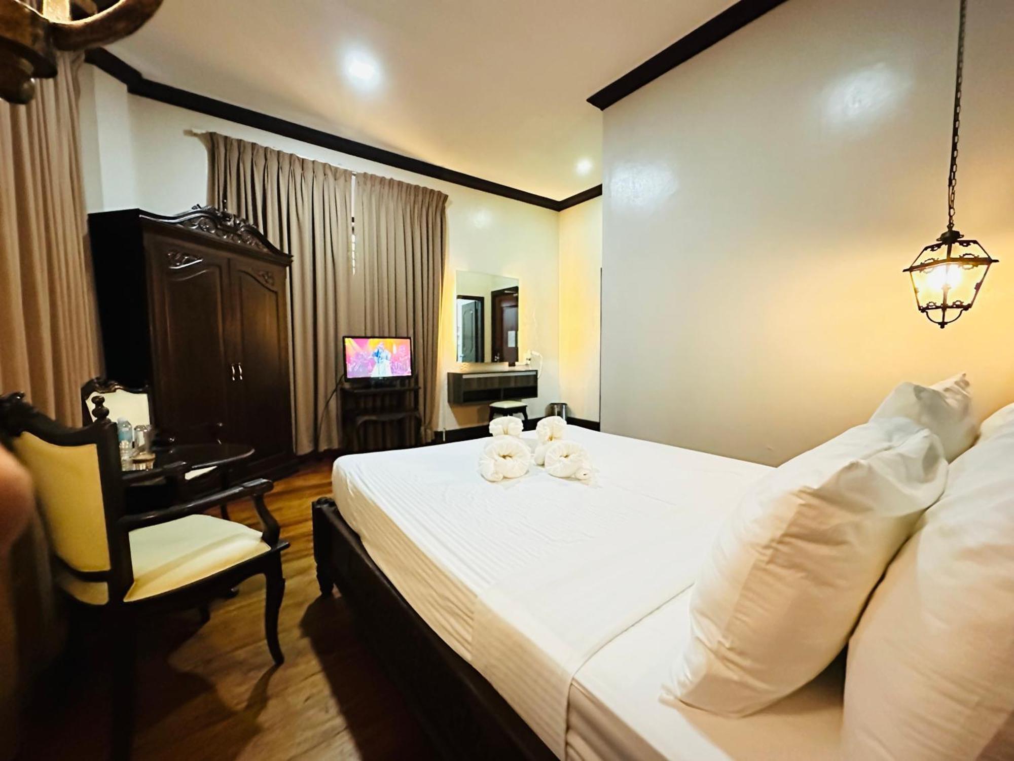 Vigan Plaza Hotel Ngoại thất bức ảnh