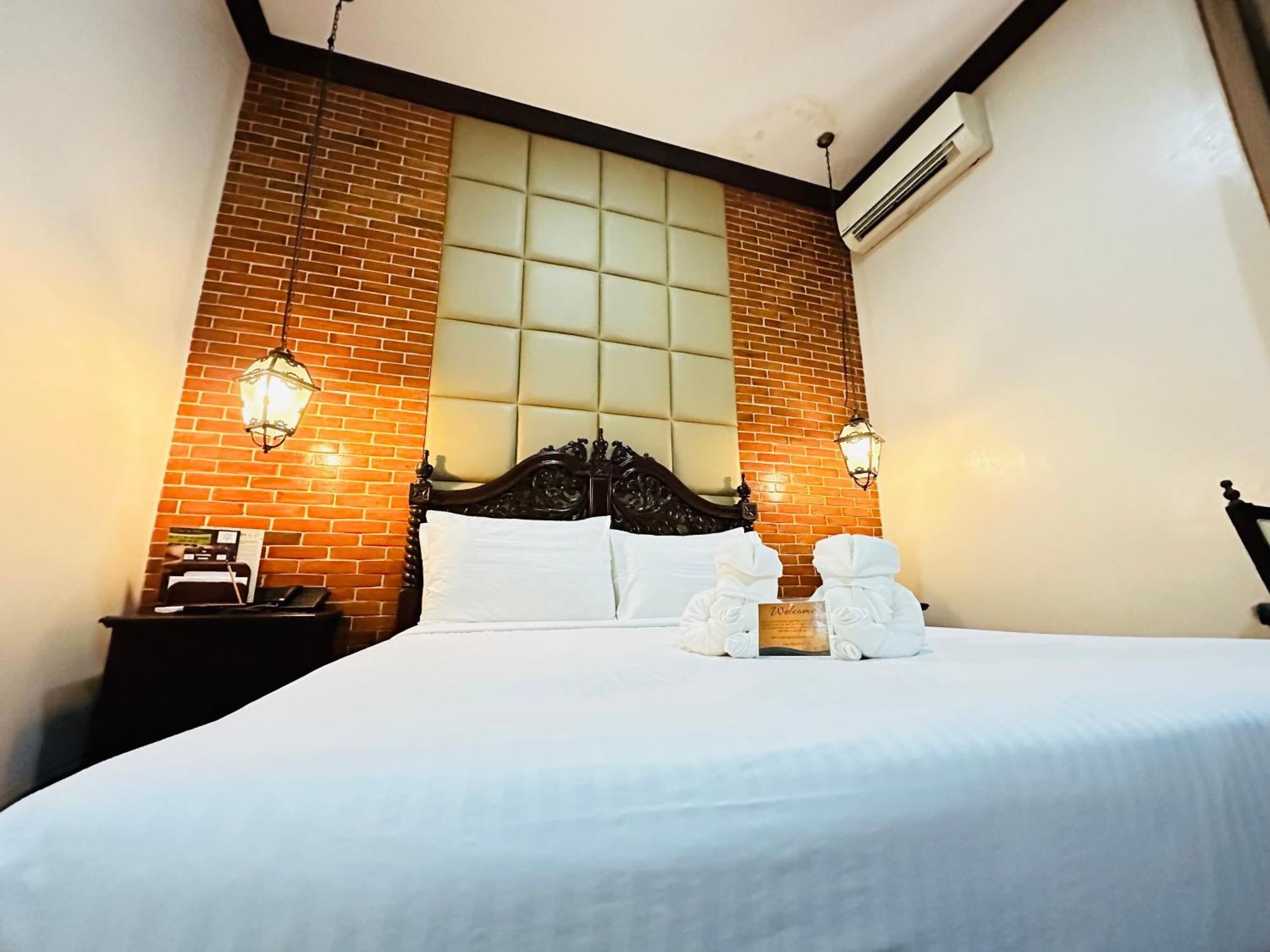 Vigan Plaza Hotel Ngoại thất bức ảnh