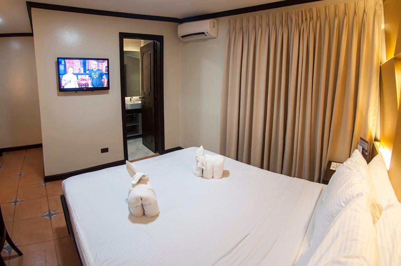 Vigan Plaza Hotel Ngoại thất bức ảnh
