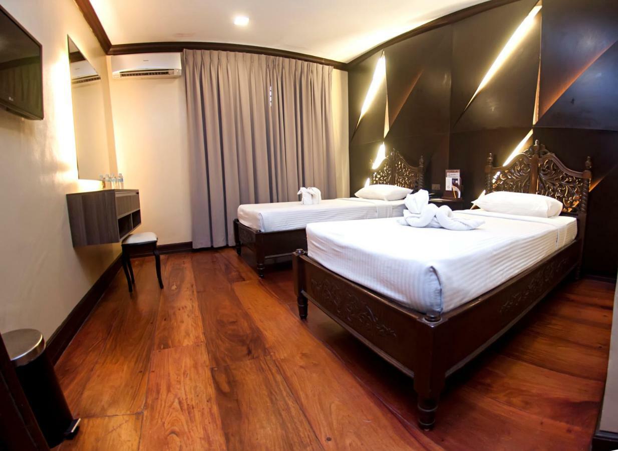 Vigan Plaza Hotel Ngoại thất bức ảnh