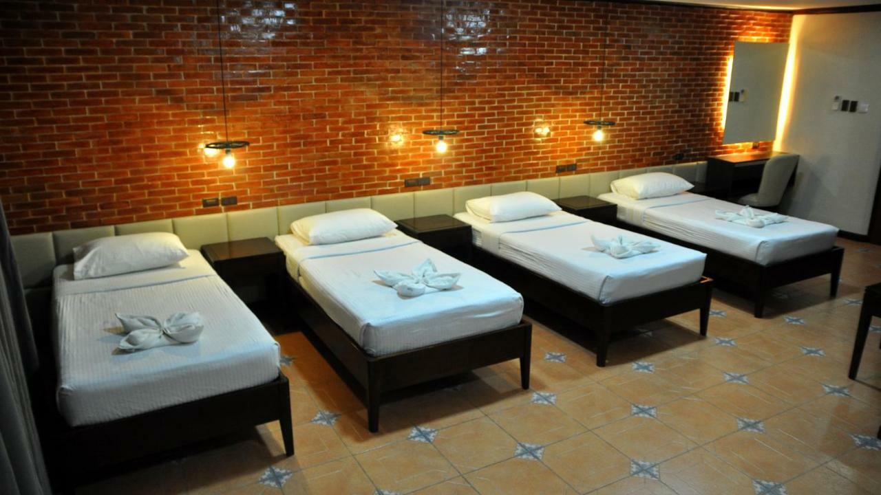 Vigan Plaza Hotel Ngoại thất bức ảnh