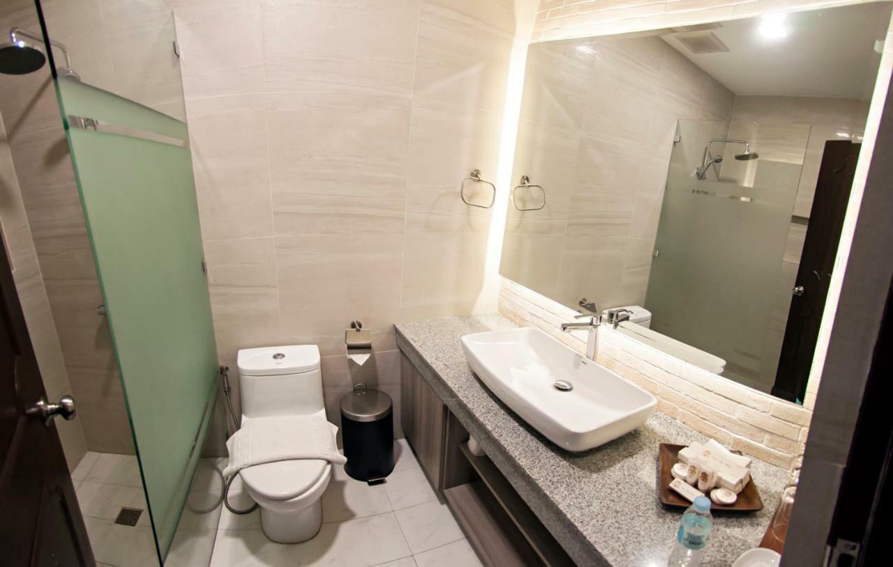 Vigan Plaza Hotel Ngoại thất bức ảnh