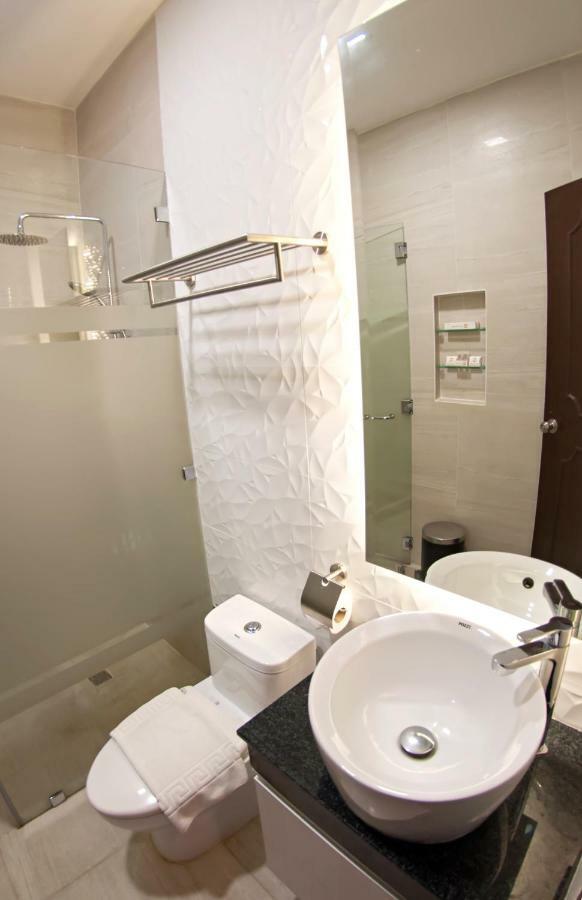 Vigan Plaza Hotel Ngoại thất bức ảnh