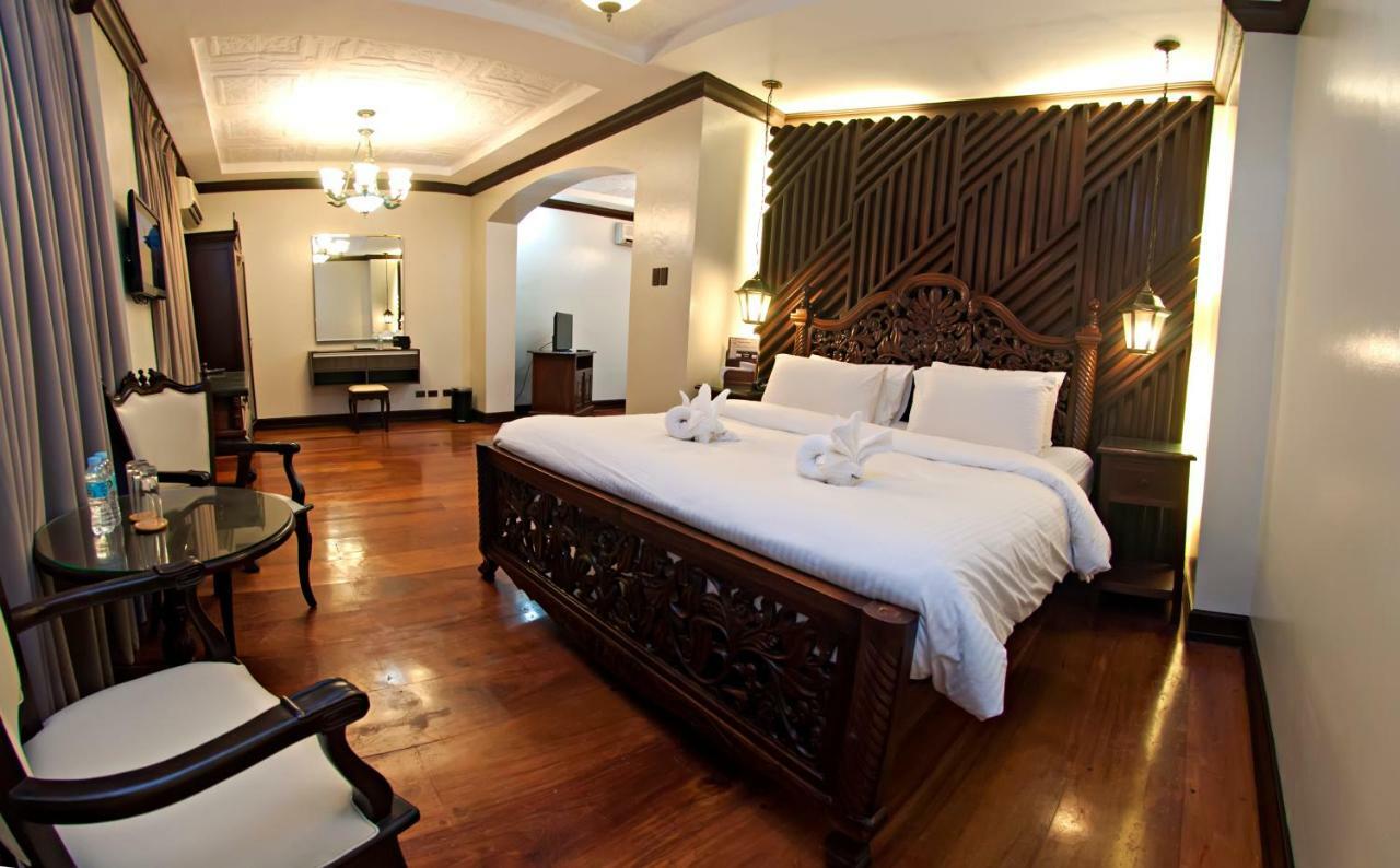 Vigan Plaza Hotel Ngoại thất bức ảnh